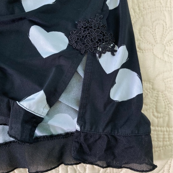 Soma Intimates Chemise Black with White Hearts Lace Mesh Details (Size L) - Picture 11 of 16